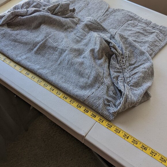 Max Studio striped linen blend blazer, rouching at sleeves, extra button - Picture 6 of 12